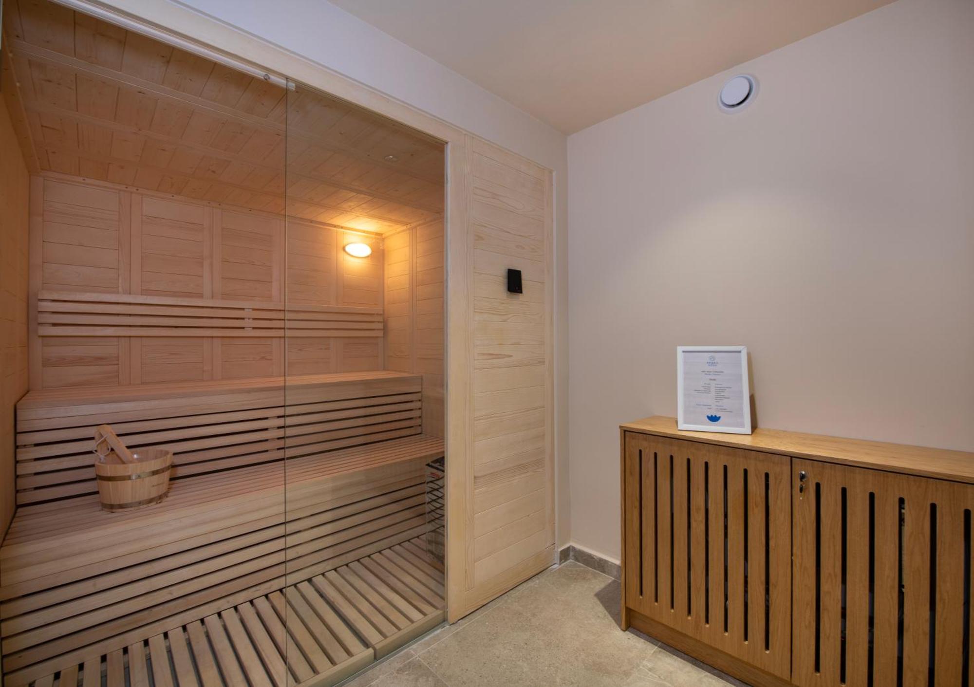 Ventale Island Breeze Resort Джорджополис Екстериор снимка